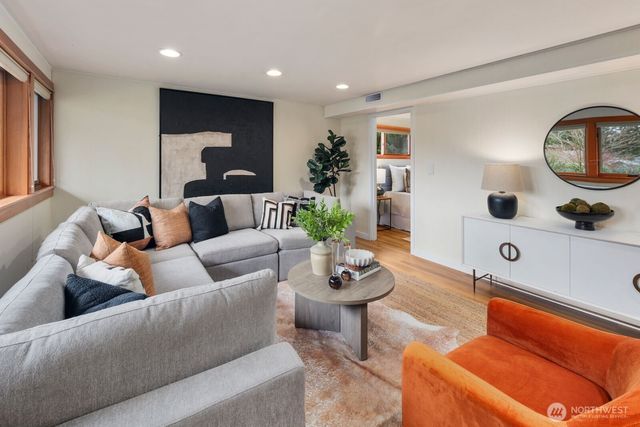 200 NW 177th Street, Shoreline, WA 98177