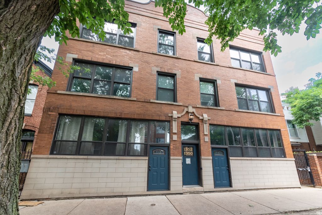1350 N Wolcott Avenue 2N, Chicago, IL 60622