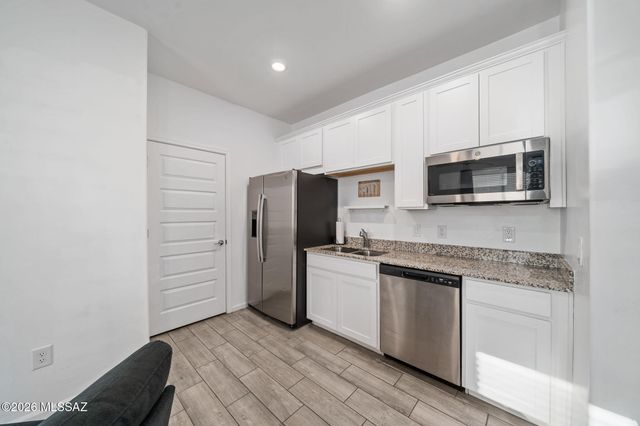 757 W Calle El Teclado, Sahuarita, AZ 85629