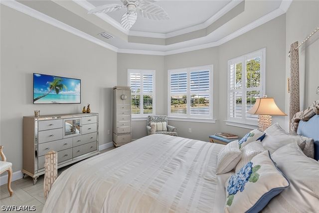 6387 Warwick AVE, Naples, FL 34113