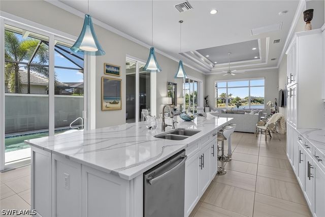 6387 Warwick AVE, Naples, FL 34113