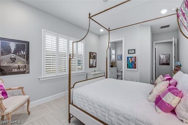 6387 Warwick AVE, Naples, FL 34113