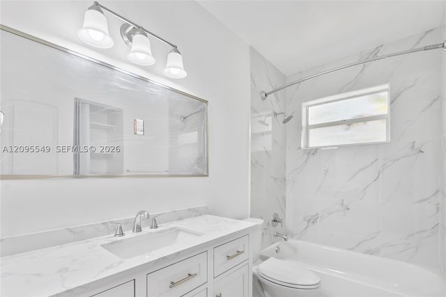 940 NE 85th St, Miami, FL 33138