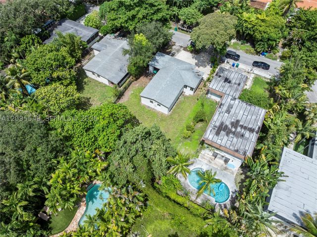 940 NE 85th St, Miami, FL 33138