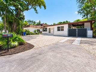 940 NE 85th St, Miami, FL 33138