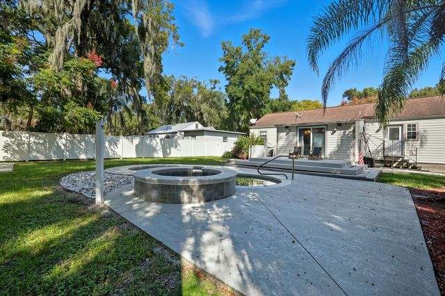 606 Fern St, Palatka, FL 32177