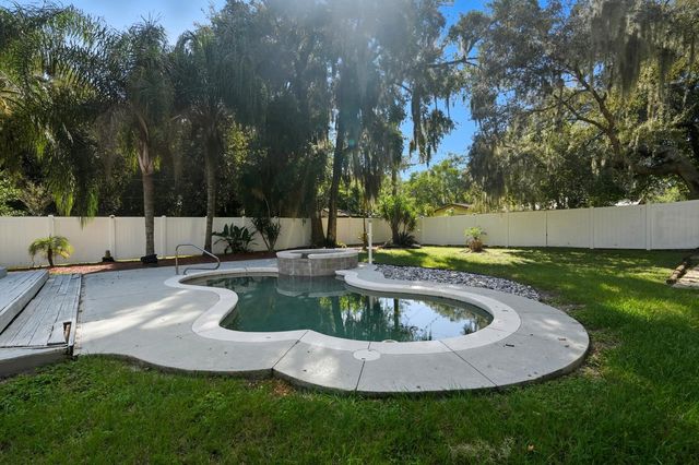 606 Fern St, Palatka, FL 32177