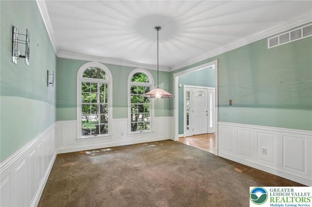 111 Manor Drive, Montgomery Twp, PA 19446