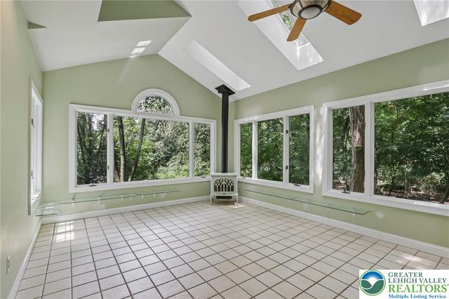 111 Manor Drive, Montgomery Twp, PA 19446