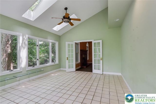 111 Manor Drive, Montgomery Twp, PA 19446