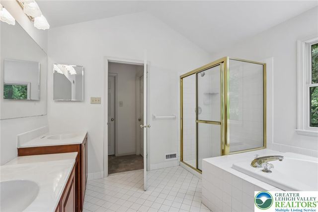 111 Manor Drive, Montgomery Twp, PA 19446