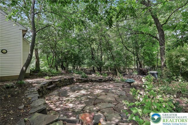 111 Manor Drive, Montgomery Twp, PA 19446