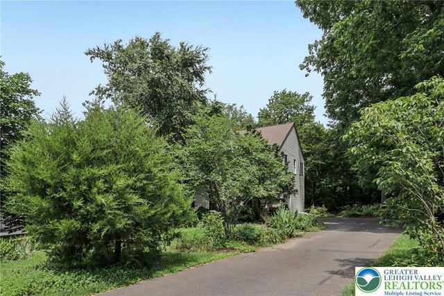 111 Manor Drive, Montgomery Twp, PA 19446
