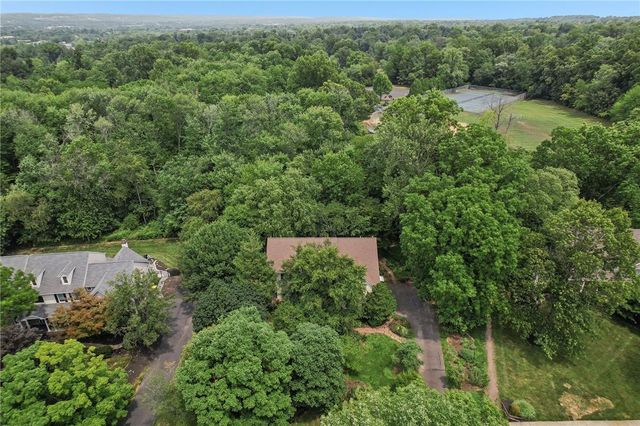 111 Manor Drive, Montgomery Twp, PA 19446