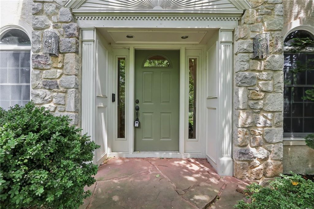 111 Manor Drive, Montgomery Twp, PA 19446