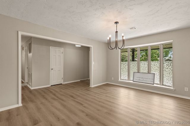 11971 Stonehedge Drive, Claremore, OK 74017