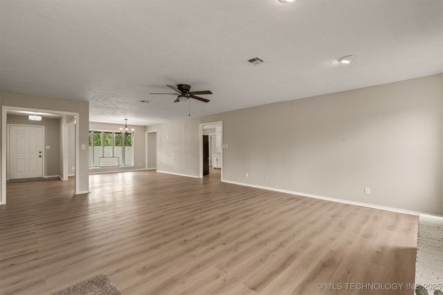 11971 Stonehedge Drive, Claremore, OK 74017