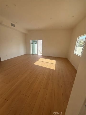13507 Cantara Street, Panorama City, CA 91402