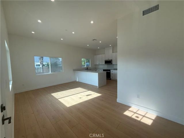 13507 Cantara Street, Panorama City, CA 91402