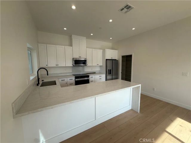 13507 Cantara Street, Panorama City, CA 91402