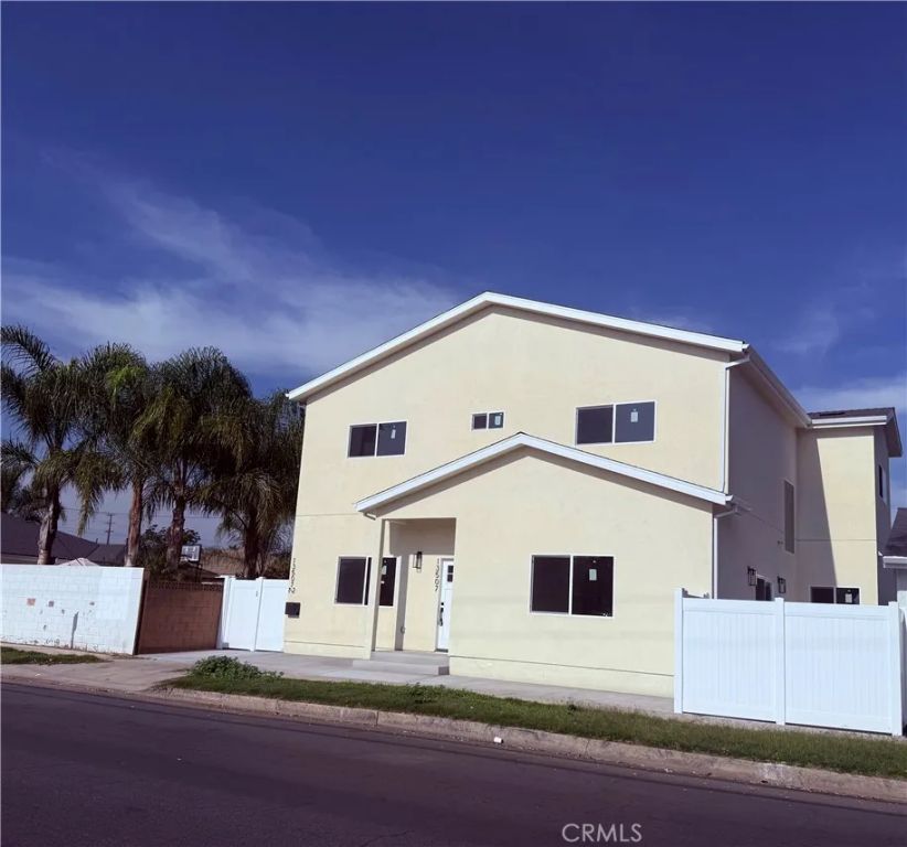 13507 Cantara Street, Panorama City, CA 91402