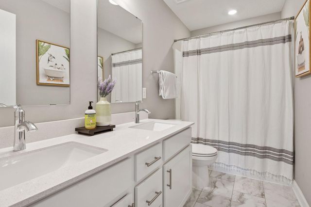 7136 Pearl Drive, Chanhassen, MN 55317