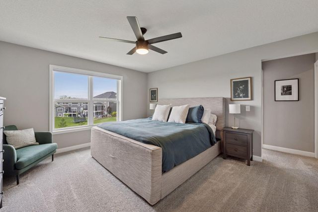 7136 Pearl Drive, Chanhassen, MN 55317