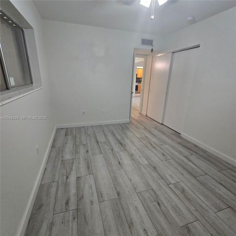 8401 SW 107th Ave 147E, Miami, FL 33173