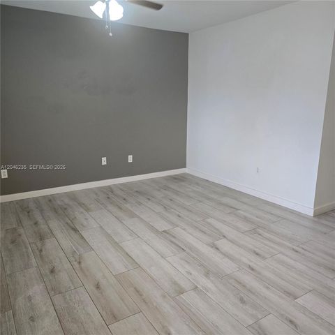 8401 SW 107th Ave 147E, Miami, FL 33173