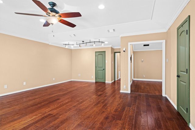 2814 Greenbrook Drive, Arlington, TX 76016