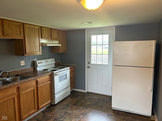 5-10, 15-26 Lee Drive, Martinsville, IN 46151