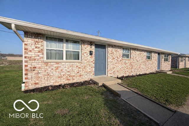 5-10, 15-26 Lee Drive, Martinsville, IN 46151