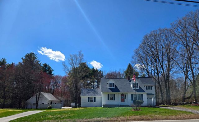 79 Maple Avenue, Atkinson, NH 03811