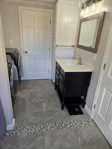 79 Maple Avenue, Atkinson, NH 03811