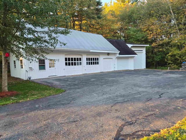 79 Maple Avenue, Atkinson, NH 03811