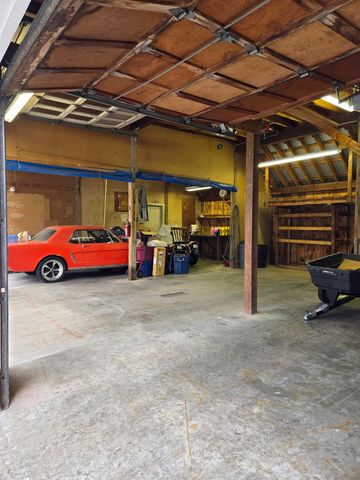 79 Maple Avenue, Atkinson, NH 03811