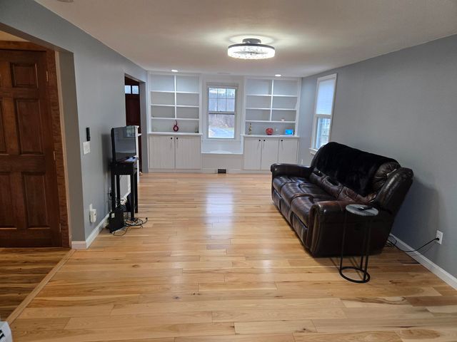 79 Maple Avenue, Atkinson, NH 03811