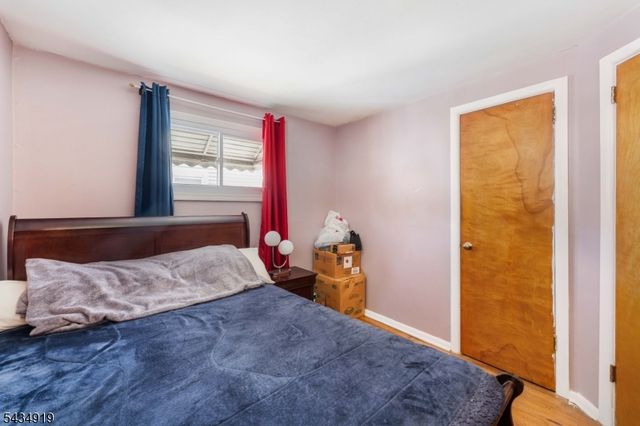 210 Buchanan St, Linden City, NJ 07036