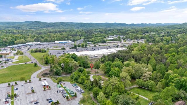 205 Green Rd, Knoxville, TN 37920