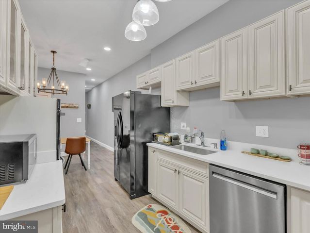 555 PRESSTMAN ST, Baltimore, MD 21217