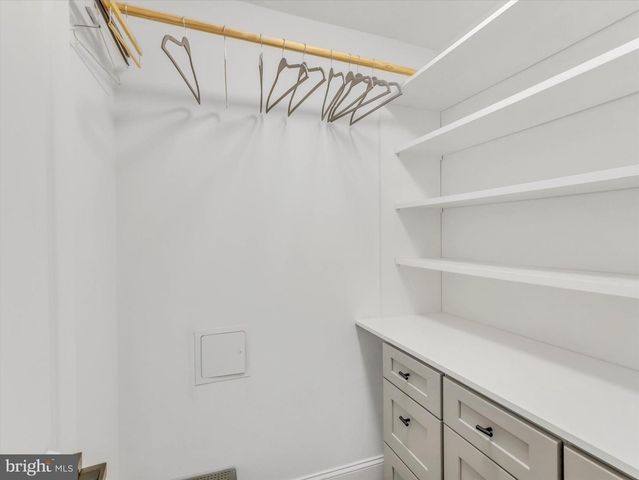 555 PRESSTMAN ST, Baltimore, MD 21217