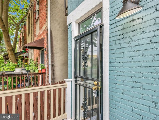 555 PRESSTMAN ST, Baltimore, MD 21217