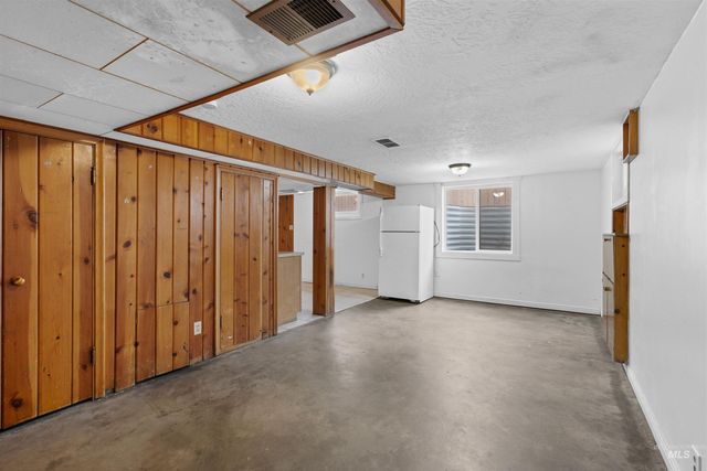 219 Cleveland Blvd, Caldwell, ID 83605