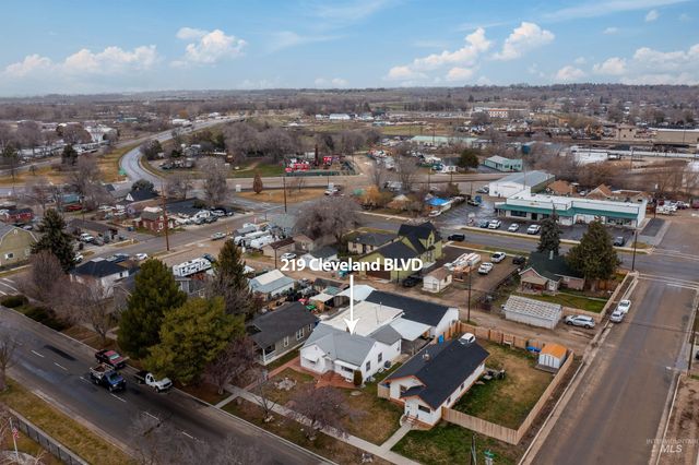 219 Cleveland Blvd, Caldwell, ID 83605
