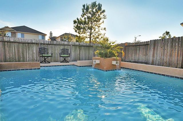 6454 Applewood Forest Drive, Katy, TX 77494