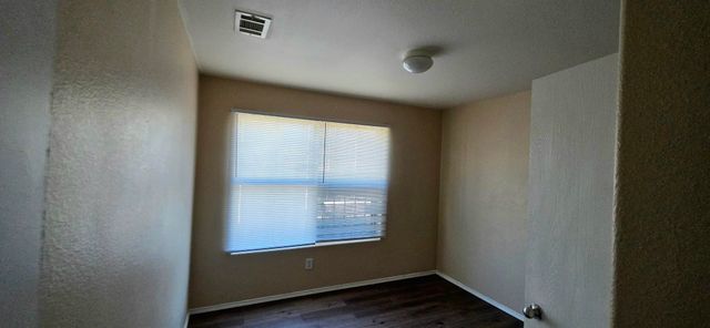 104 Idlewheat Lane, Dallas, TX 75241