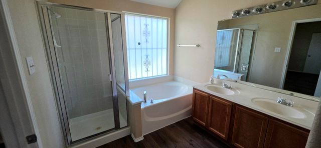 104 Idlewheat Lane, Dallas, TX 75241