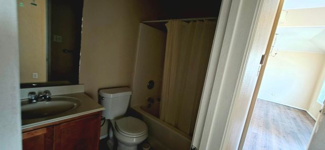 104 Idlewheat Lane, Dallas, TX 75241