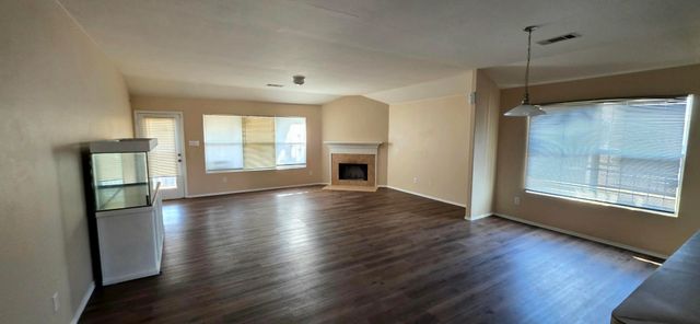 104 Idlewheat Lane, Dallas, TX 75241