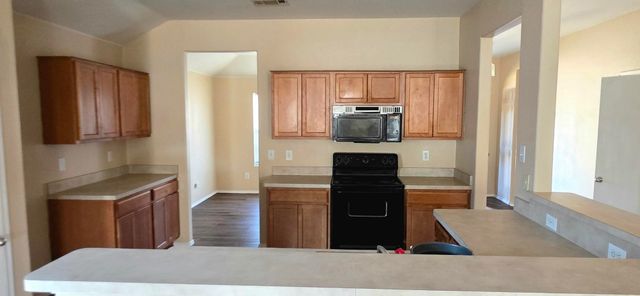 104 Idlewheat Lane, Dallas, TX 75241